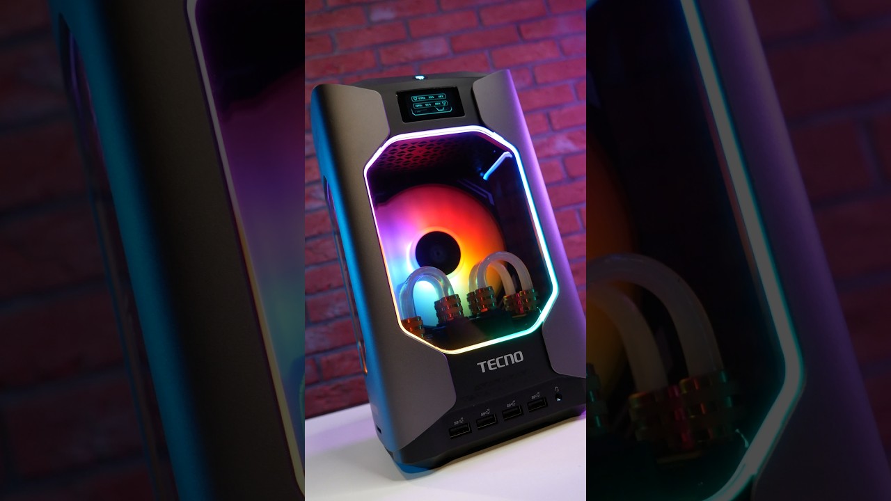 Najmniejszy komputer gamingowy? #tecno #gaming