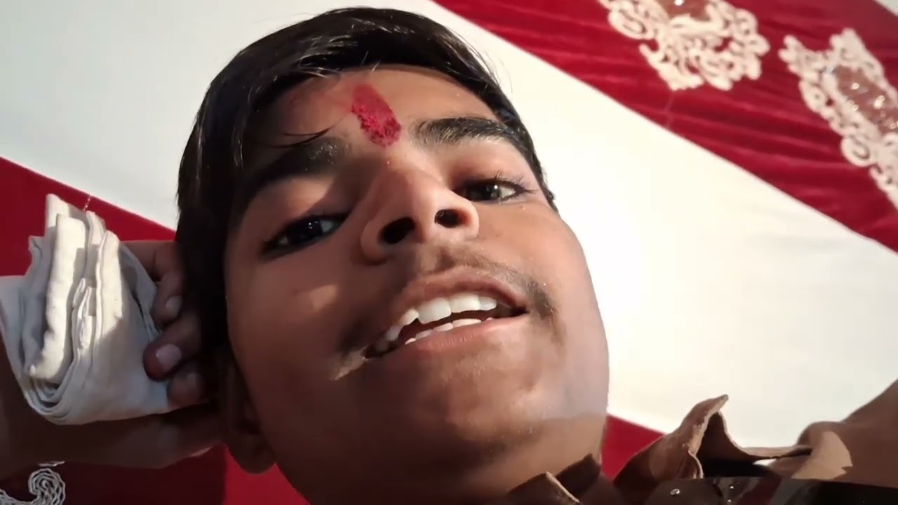 Barat mein maja aaya nachke