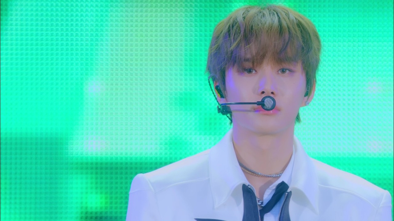 NCT 127 - 無限的我 (무한적아;Limitless) NCT NATION : To The World