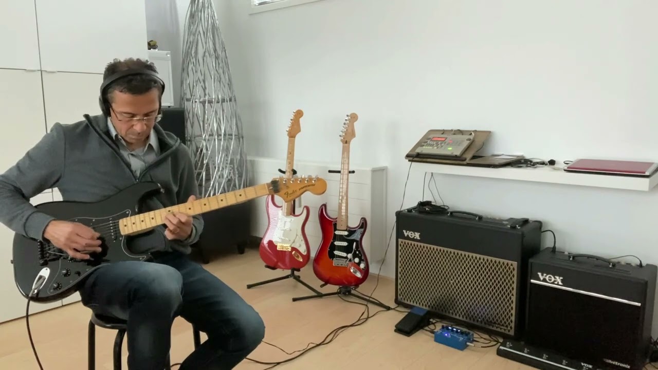 ZZ & De Maskers,Till (Shadows style) - cover played by Annies
