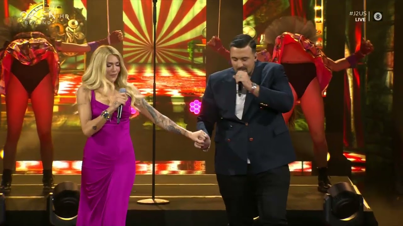 J2US: Gio Kay - &Alpha;&gamma;&gamma;&epsilon;&lambda;&iota;&kappa;ή &Eta;&lambda;&iota;ά&delta;&eta; | &laquo;&Pi;ά&lambda;&iota; &pi;ά&lambda;&iota;&raquo;