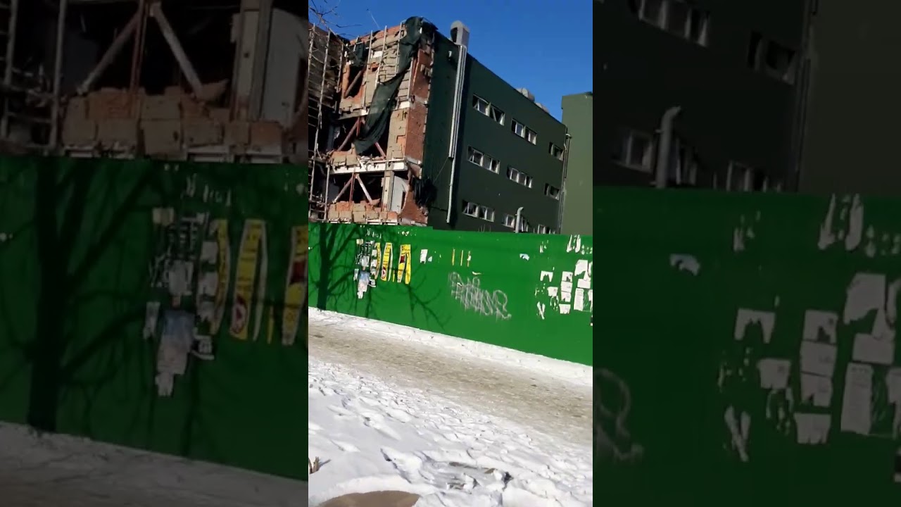 МАРИУПОЛЬ Драмтеатр,разбитый ЦУМ центр города