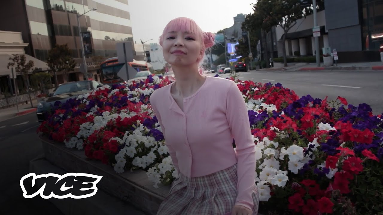I Live In A Barbie Dreamhouse | Irreplaceable: Celebrating Different | Refinery29