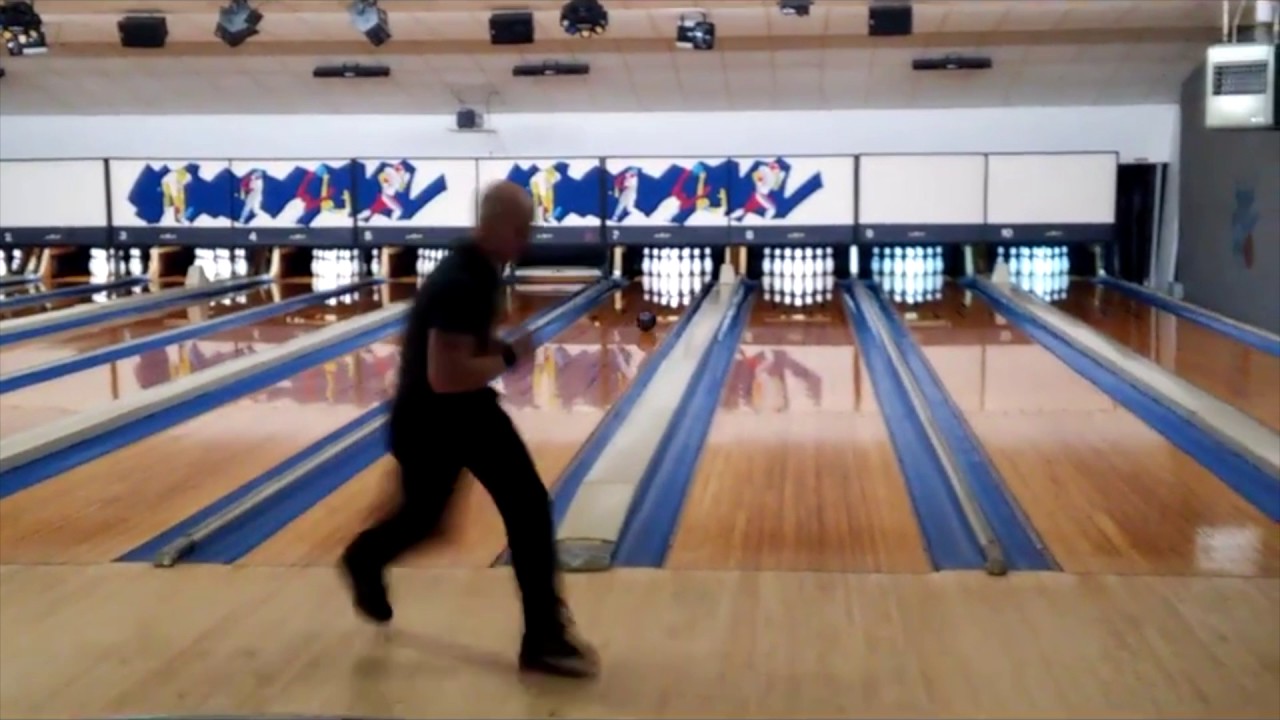 Bowler Ben Ketola sets world record with fastest 300 game