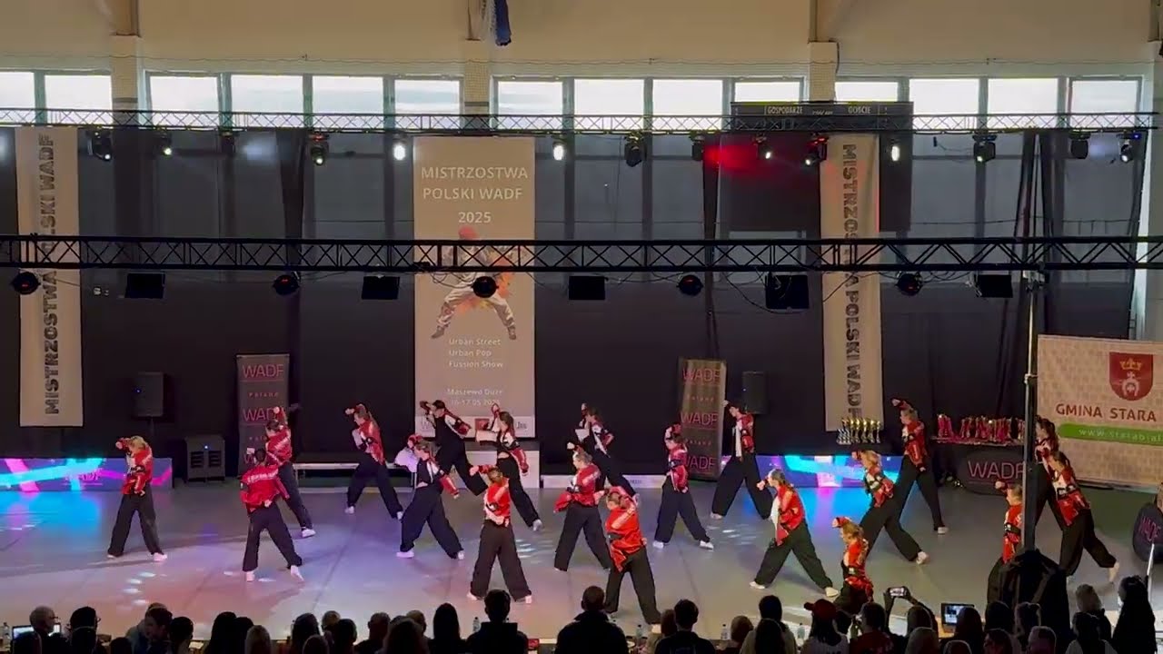 Formacja SENIOR hip-hop na Mistrzostwach Polski WADF 2025 - II miejsce!