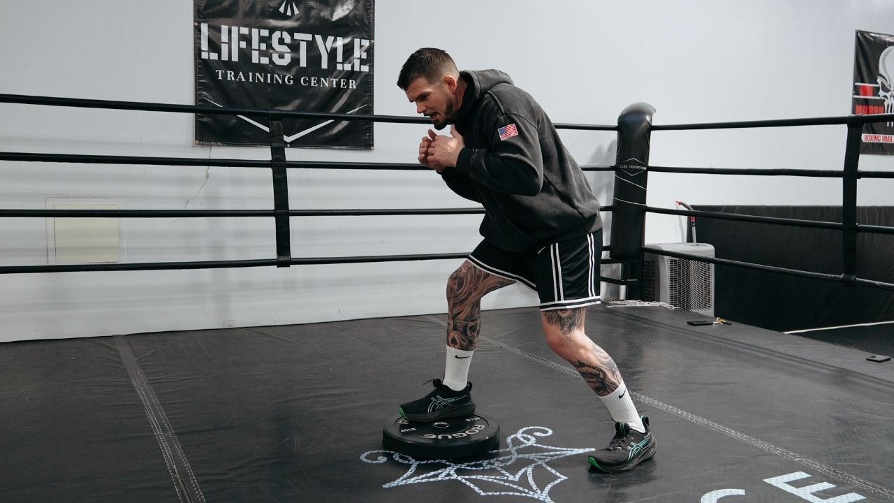 3 Essential Boxing Footwork Drills to Elevate Your Fight Game !