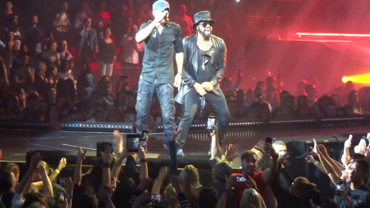 Enrique Iglesias- Bailando Montreal 09/10/2017