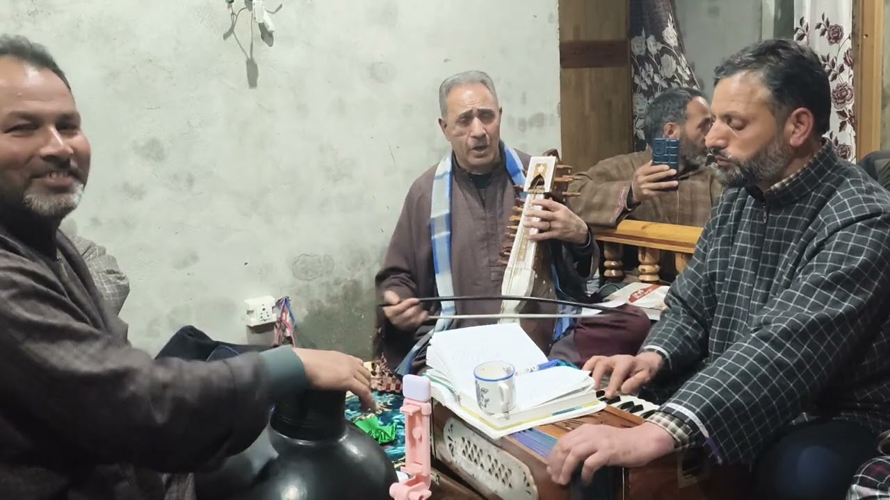 Yaar kor thas muth ta FALWA KALMI AHAD SHAIB LAWDARE Singer AB AHAD KATHWARE 