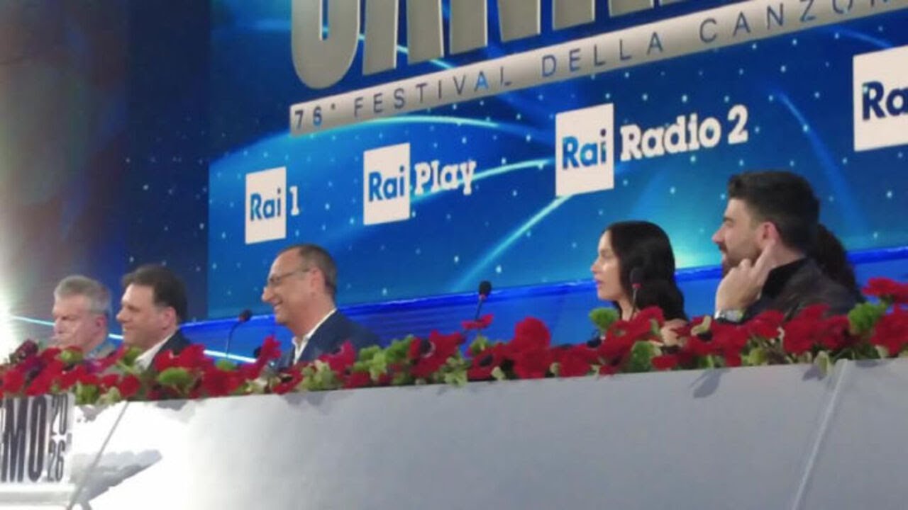 Conti: Polemiche perch&egrave; ho detto mamma d'oro a Lollobrigida? Sono stato cresciuto solo da una donna