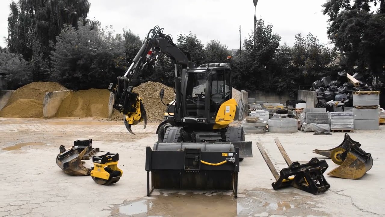 Mecalac prezentuje: Koparka 9MWR z głowicą uchylno-obrotową ENGCON