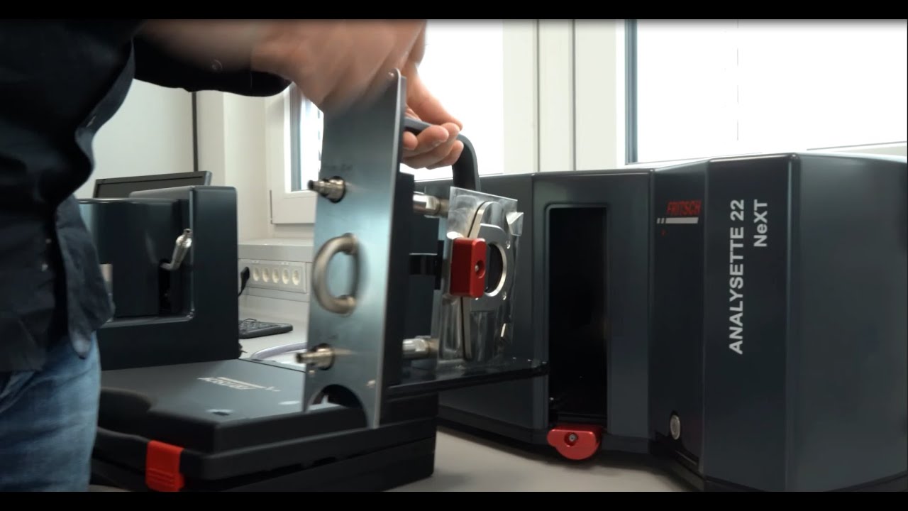 Unboxing and installing the FRITSCH Laser Particle Sizers ANALYSETTE 22 NeXT