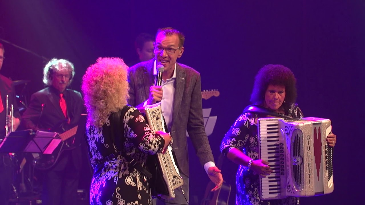 Marco de Hollander & de Zusjes van Wanrooy - Mijn Accordeon