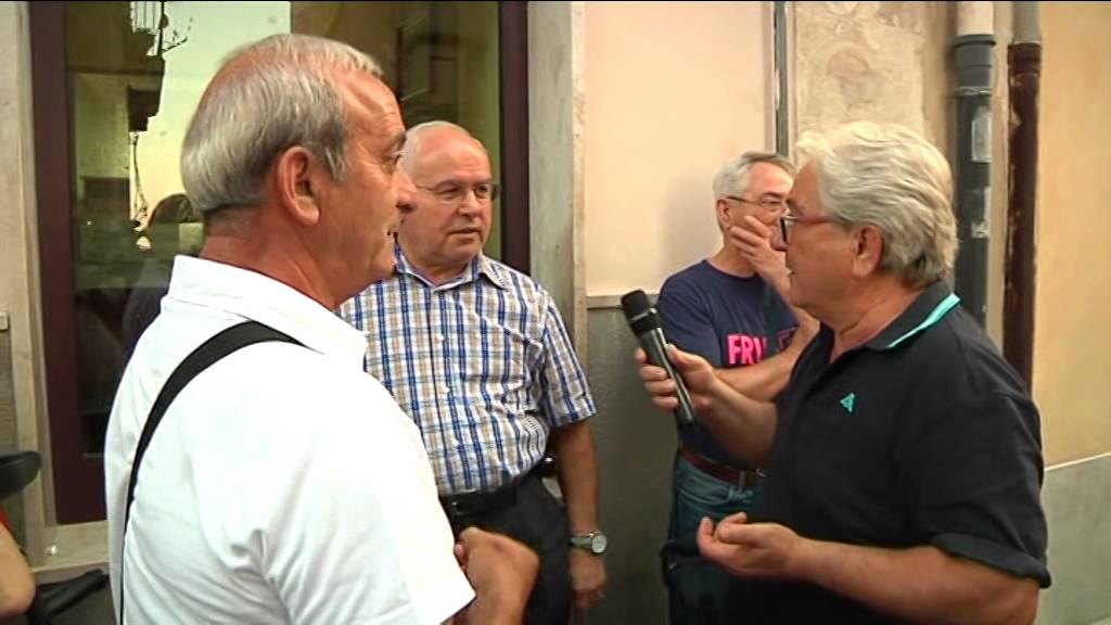 Interviste a cittadini di Melilli
