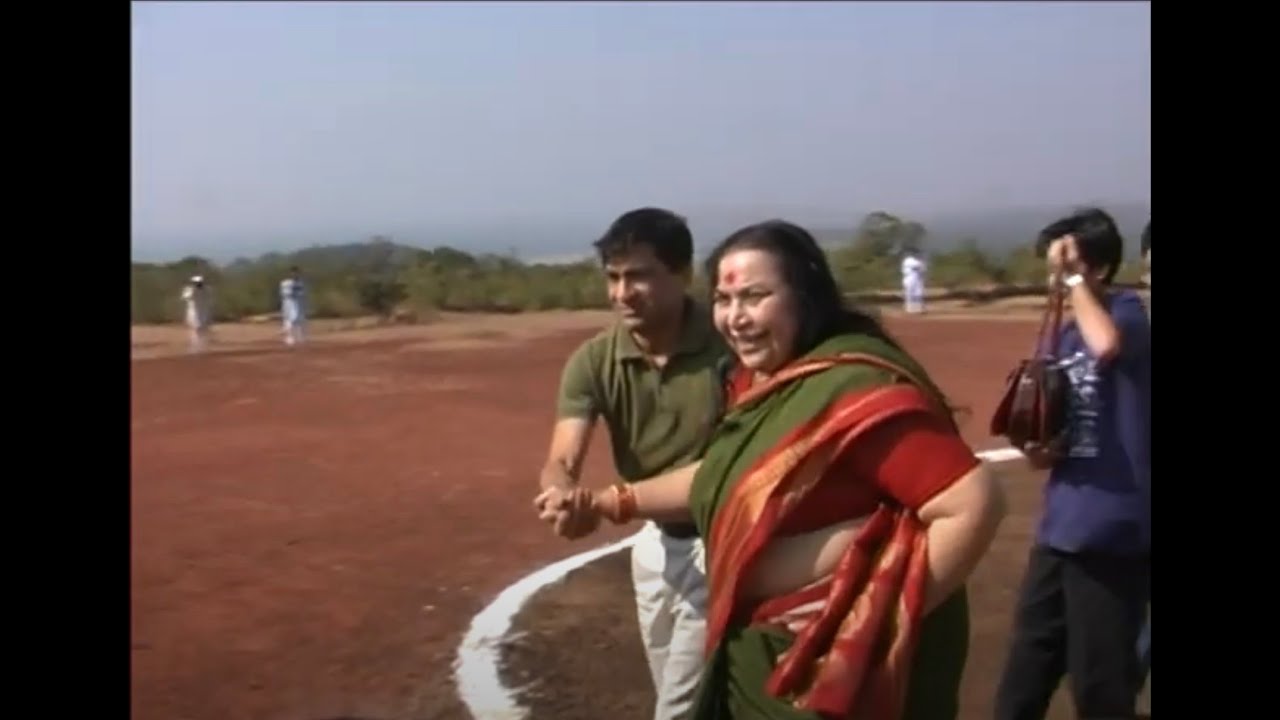 1996-1222 Arrival Ganapatipule India DP-RAW