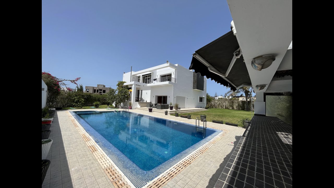 TRÈS BELLE VILLA AVEC PISCINE, QUARTIER CALIFORNIE