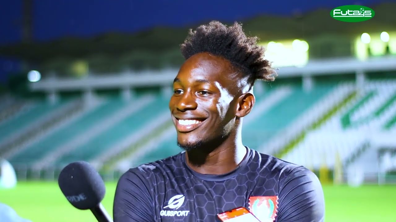 Celton Biai feliz pela estreia na seleção nacional