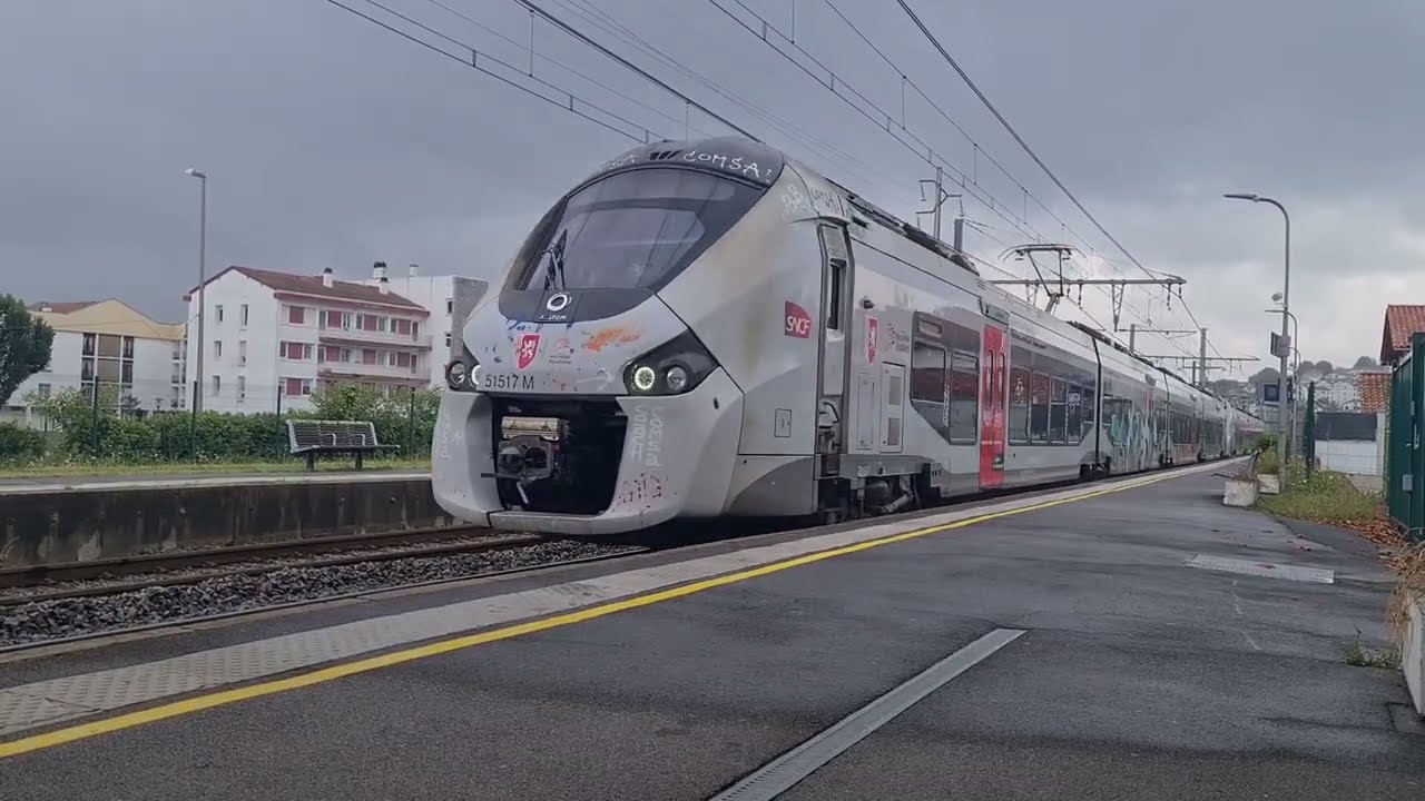 Spot Saint Jean de Luz #5 : UM TGV Duplex 262 + 273, TGV EuroDuplex 885 et 890, BB 7380, BB 27002M