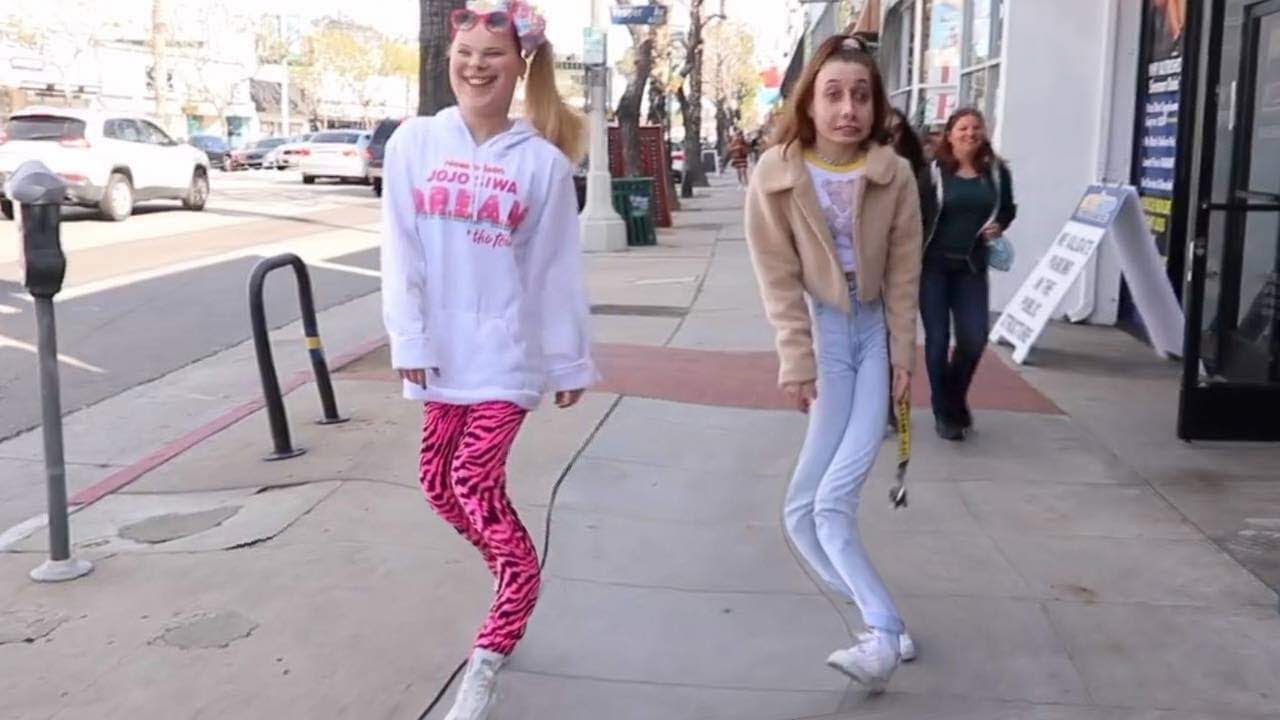 Jojo Siwa roasting Emma Chamberlain