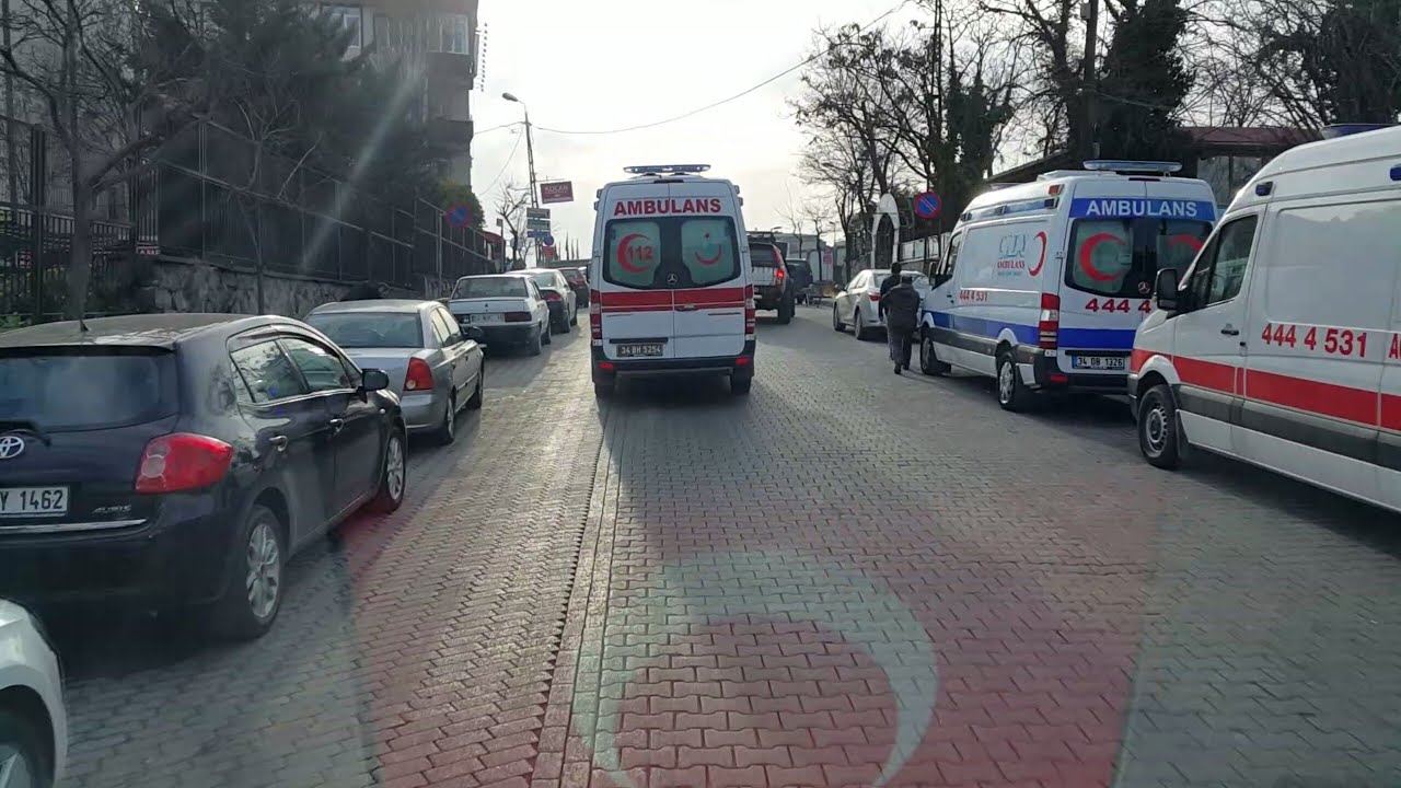 Ambulans İstanbul
Kalp Krizi Geçiren Hasta Acil Anjiyografi İçin Naklediliyor
Ambulance Turkey