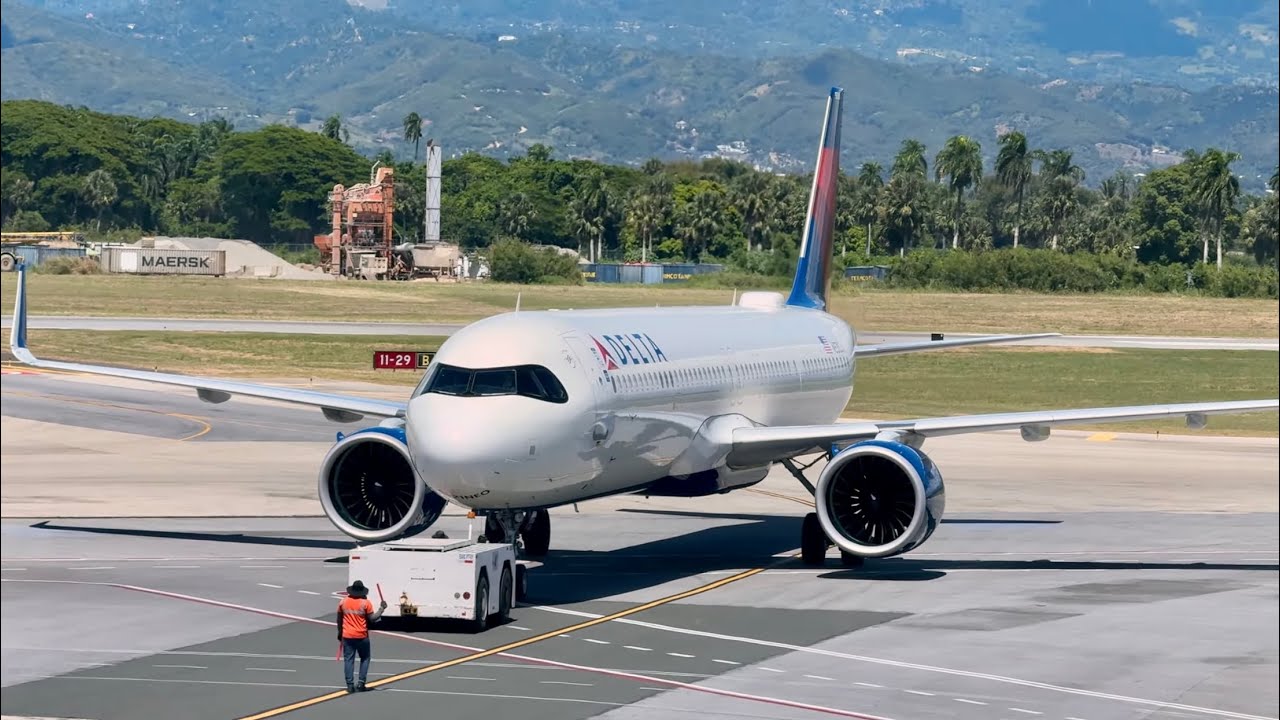 AVIONES DE LAS PRINCIPALES AEROLÍNEAS DE EE.UU. EN EL AEROPUERTO INTERNACIONAL DEL CIBAO | #airport