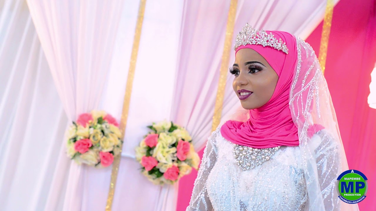 Ustadh Mudyr amuasa mwanafunzi wake Dada Nuwaila
