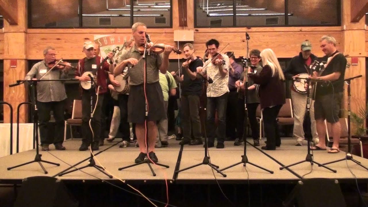 Suwanee Banjo Camp 2016 Faculty Finale: Soldier's Joy