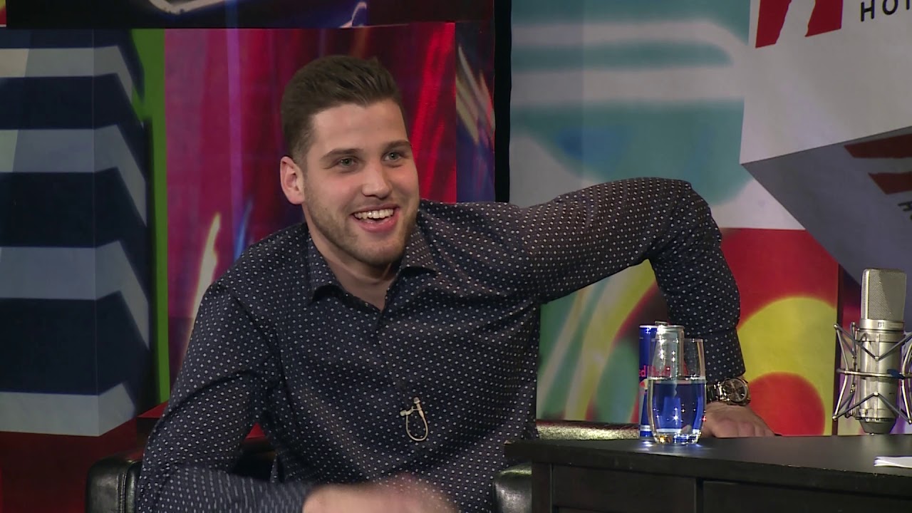1. Alexander Choupenitch (9. 4. 2019, Malostranská beseda) - 7 pádů HD