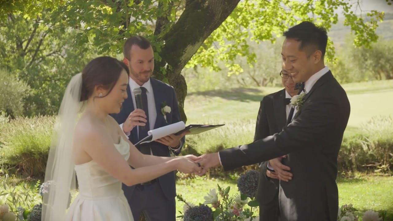 Italian Wedding Video, Claire and Richard trailer, at Nikis resort, Umbria.