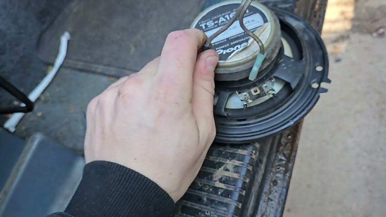replace door speaker on 84-96 cherokee xj
