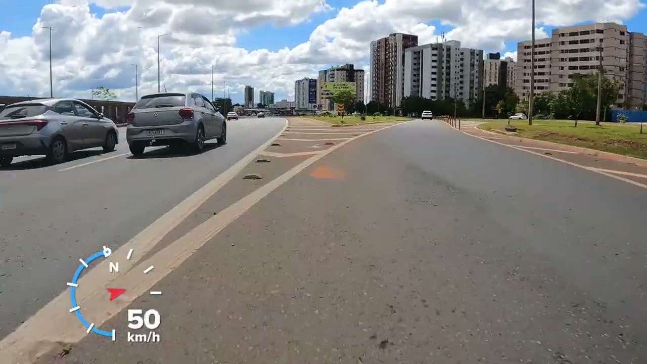 70kmph não tem como andar em ciclovia, mais paz no trânsito. Brasília 15/03/2026