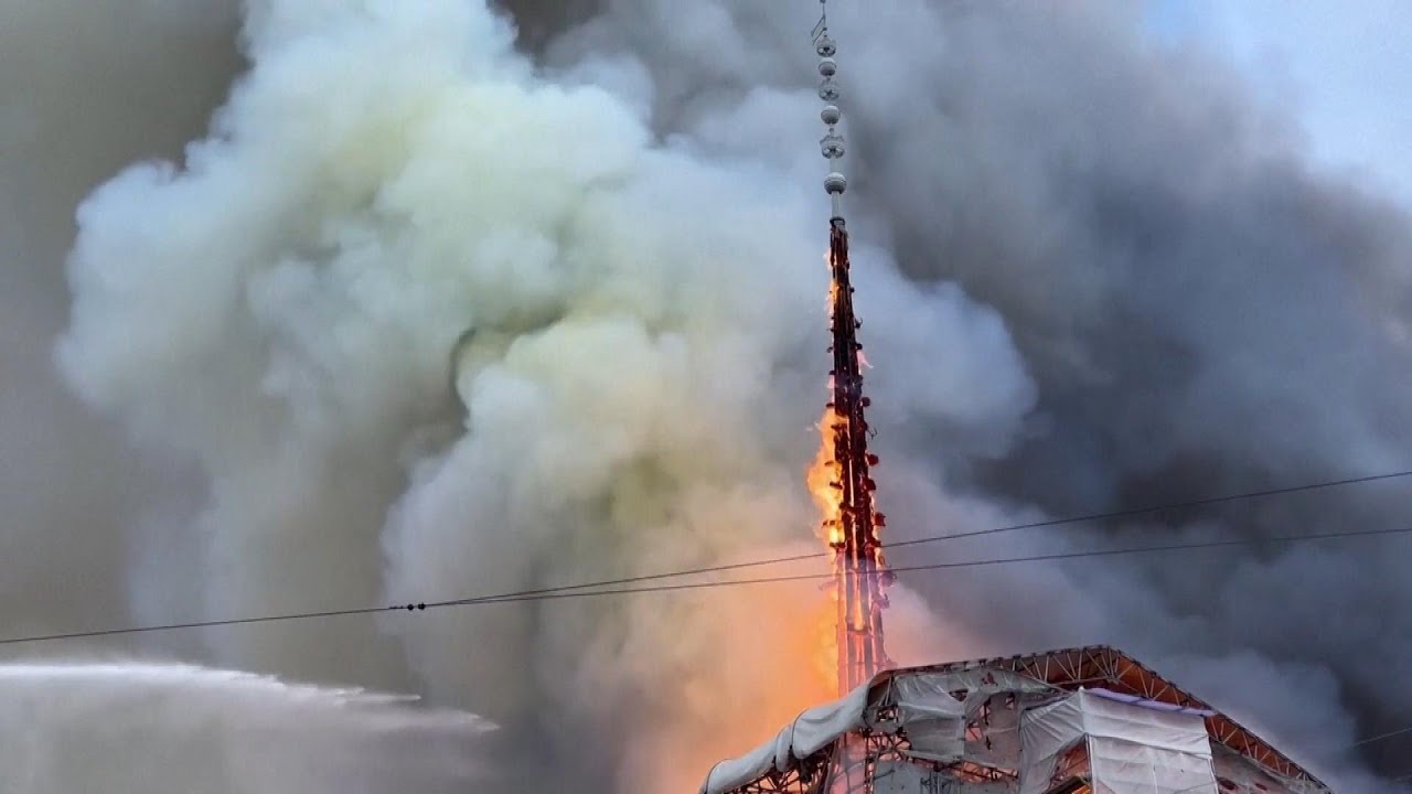 Over 400-Year-Old Copenhagen Building Up in Flames