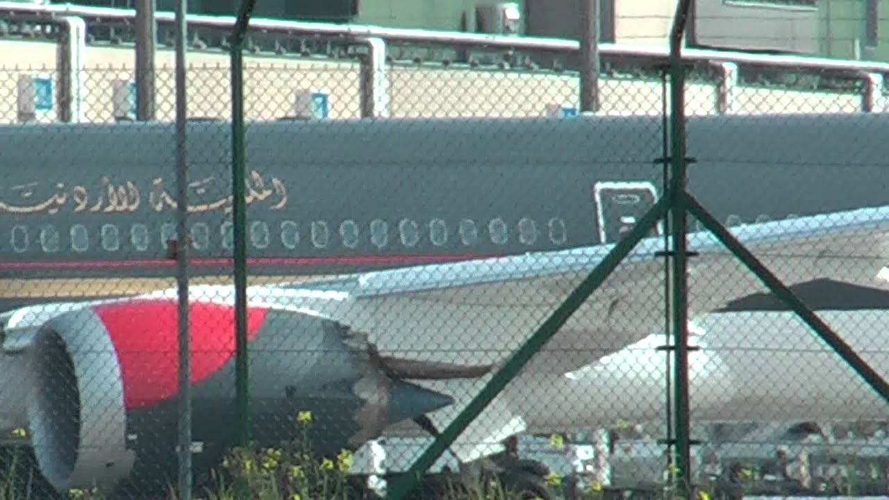 Royal Jordanian B787-8 [JY-BAB] landing and takeoff at Zurich Airport