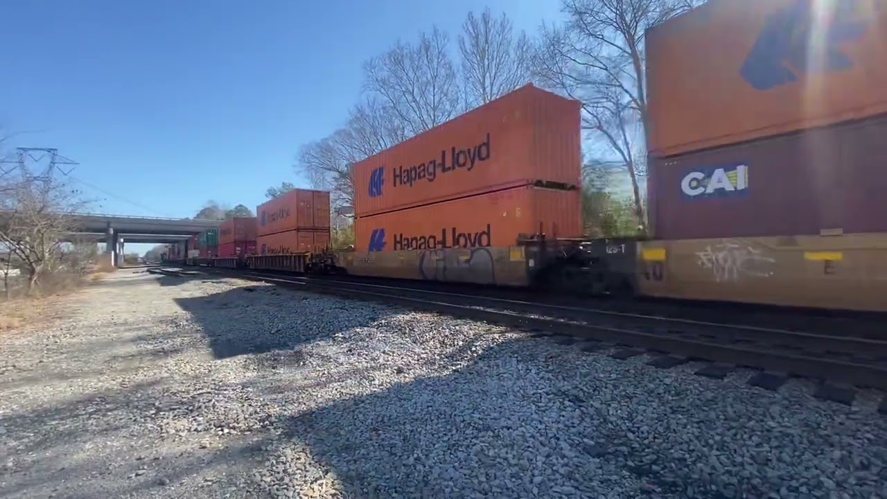 NS 275 with a very friendly crew at Yadkin