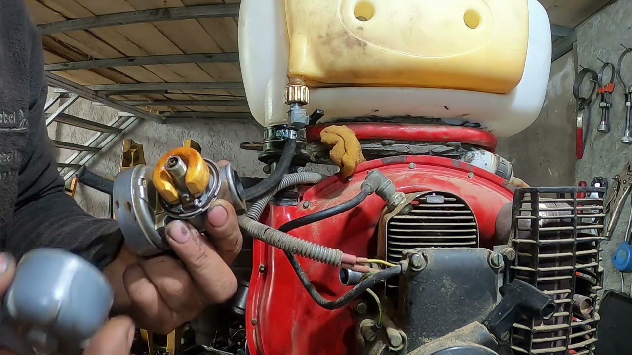 YATIK MOTOR  TARAL İLAÇ POMPASI TAMİRİ NASIL YAPILIR / Basit bir işlem ile çalıştırdım