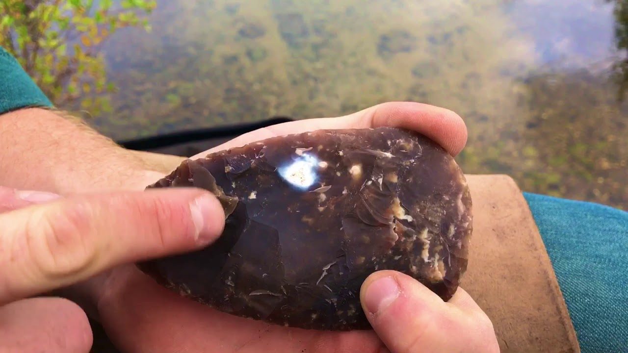 Flint Knapping with Douglas Alcorn II Knife river percussion blade