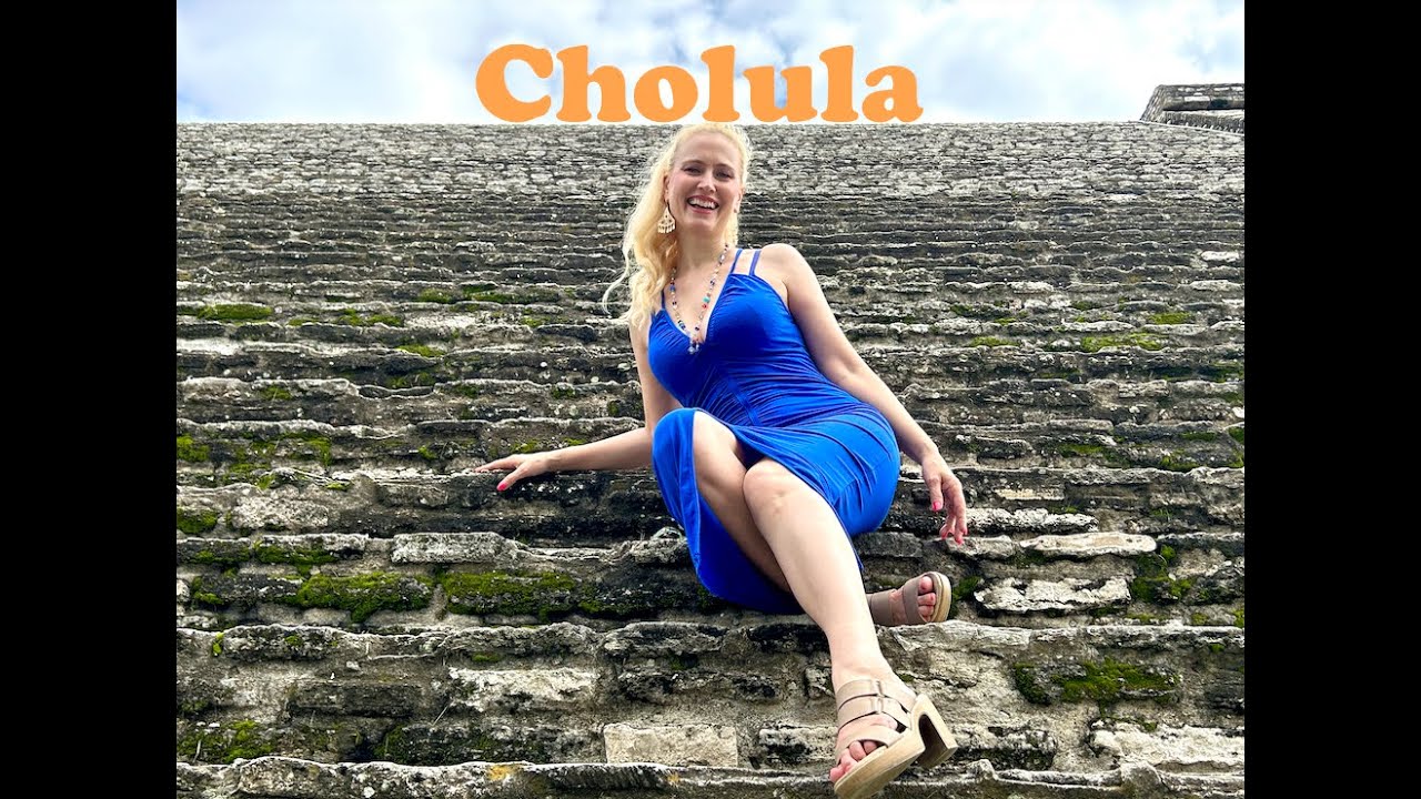 Cholula - the world´s largest Megalithic Pyramid! Pirámide megalítica!  (subtitulos en español)