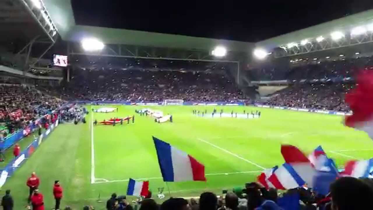 La marseillaise &agrave; Geoffroy Guichard : France - Danemark