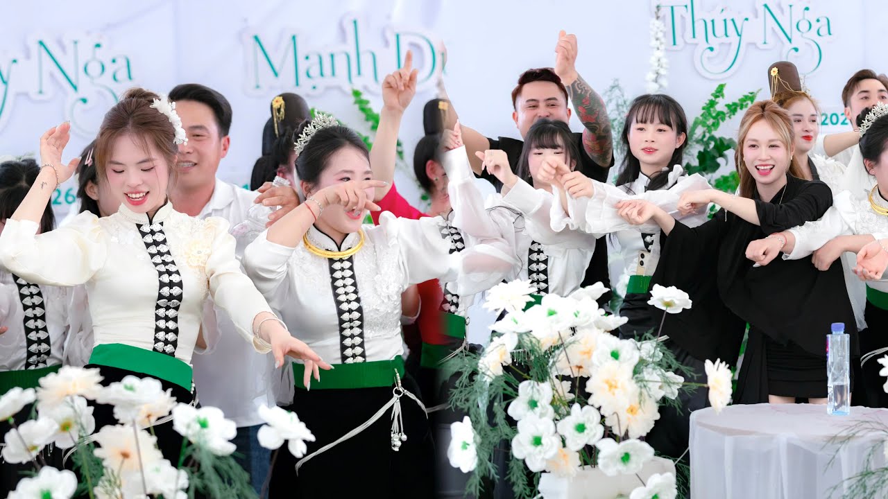 DANCE NHẢY NHIỆT TÌNH MỪNG LỄ VU QUY 