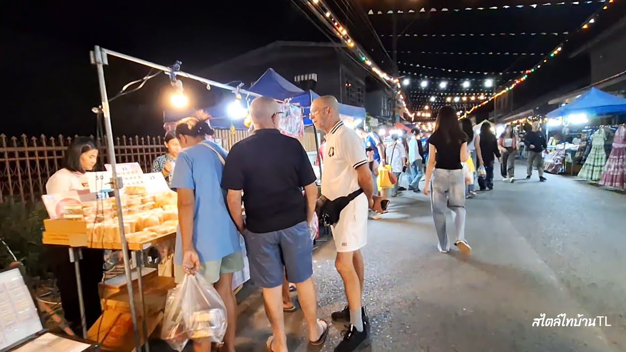 ลำเพลินถนนคนเดิน อ.เขมราฐ จ.อุบลฯ