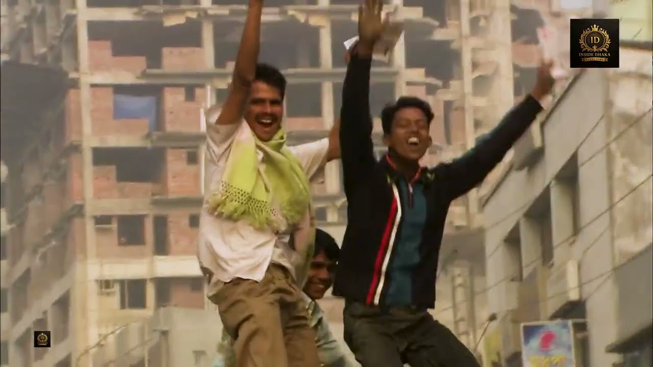 Dhaka's Chaos Street: The Risky Reality of Nawabpur Road | Bangladesh | Dhaka | Nawabpur