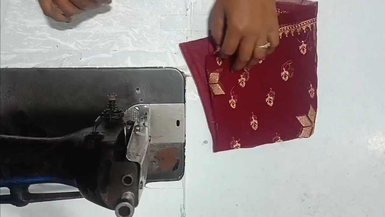 Latest Blouse Back Neck Design 2026 #sleevedesign #fashiondesign #kritisilaisutra 