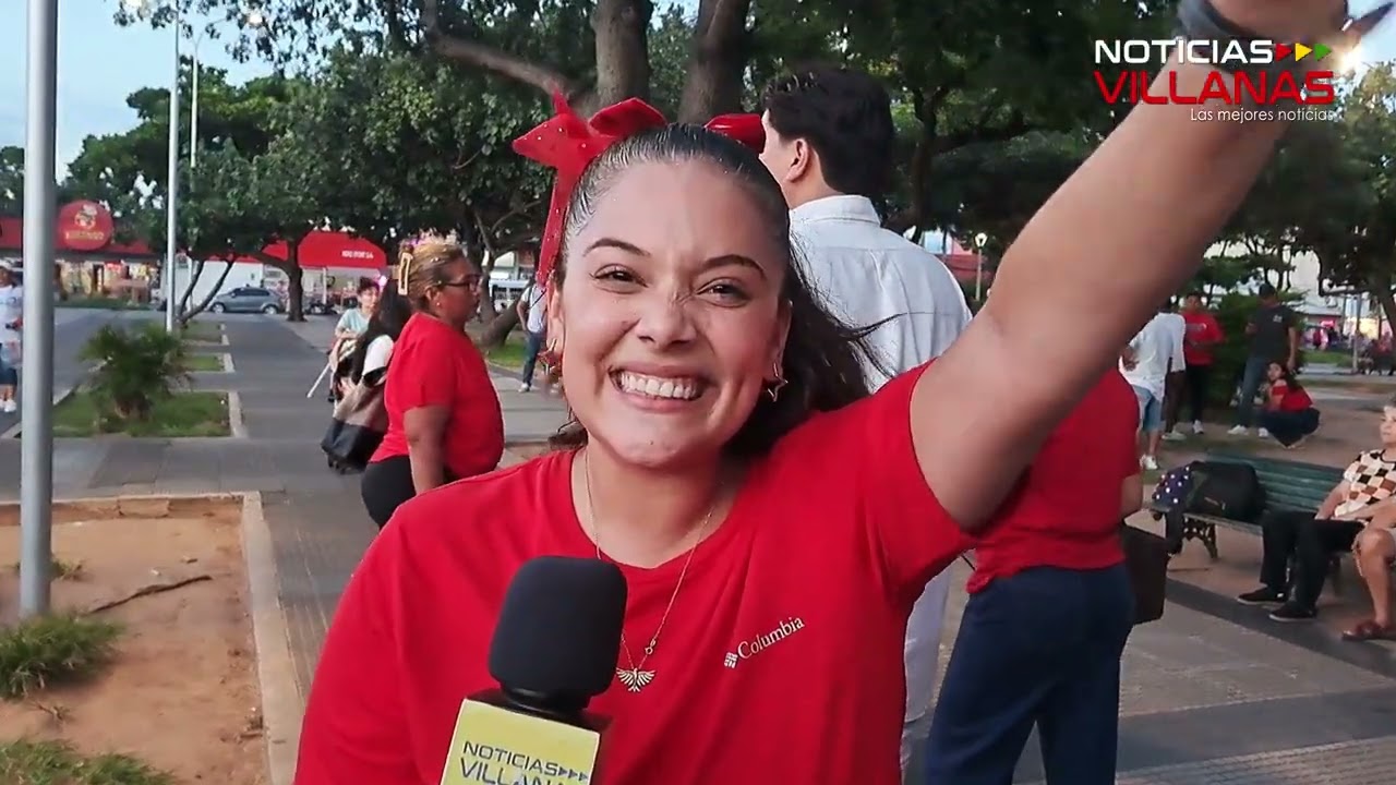 CAMINATA DE MAMÉN SAAVEDRA EN LAS CALLES DE LA VILLA 1RO DE MAYO
