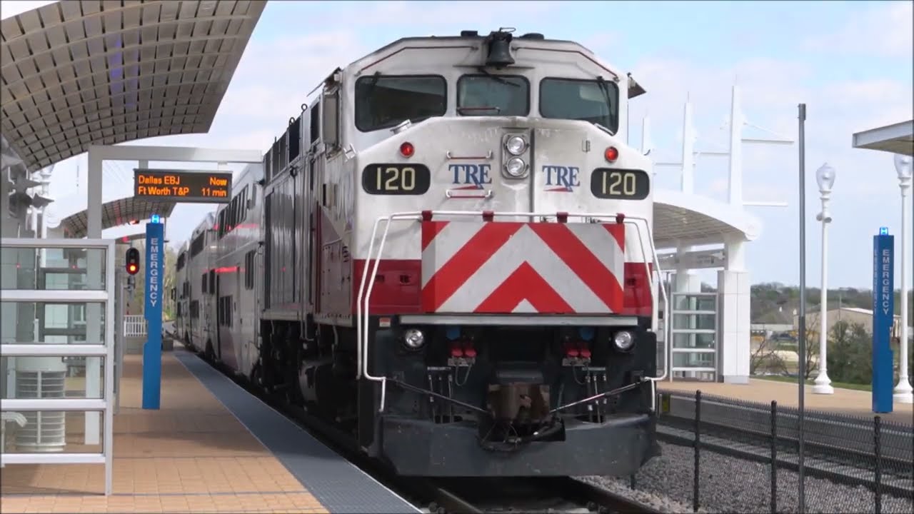 TRE Trains at Trinity Lakes Station