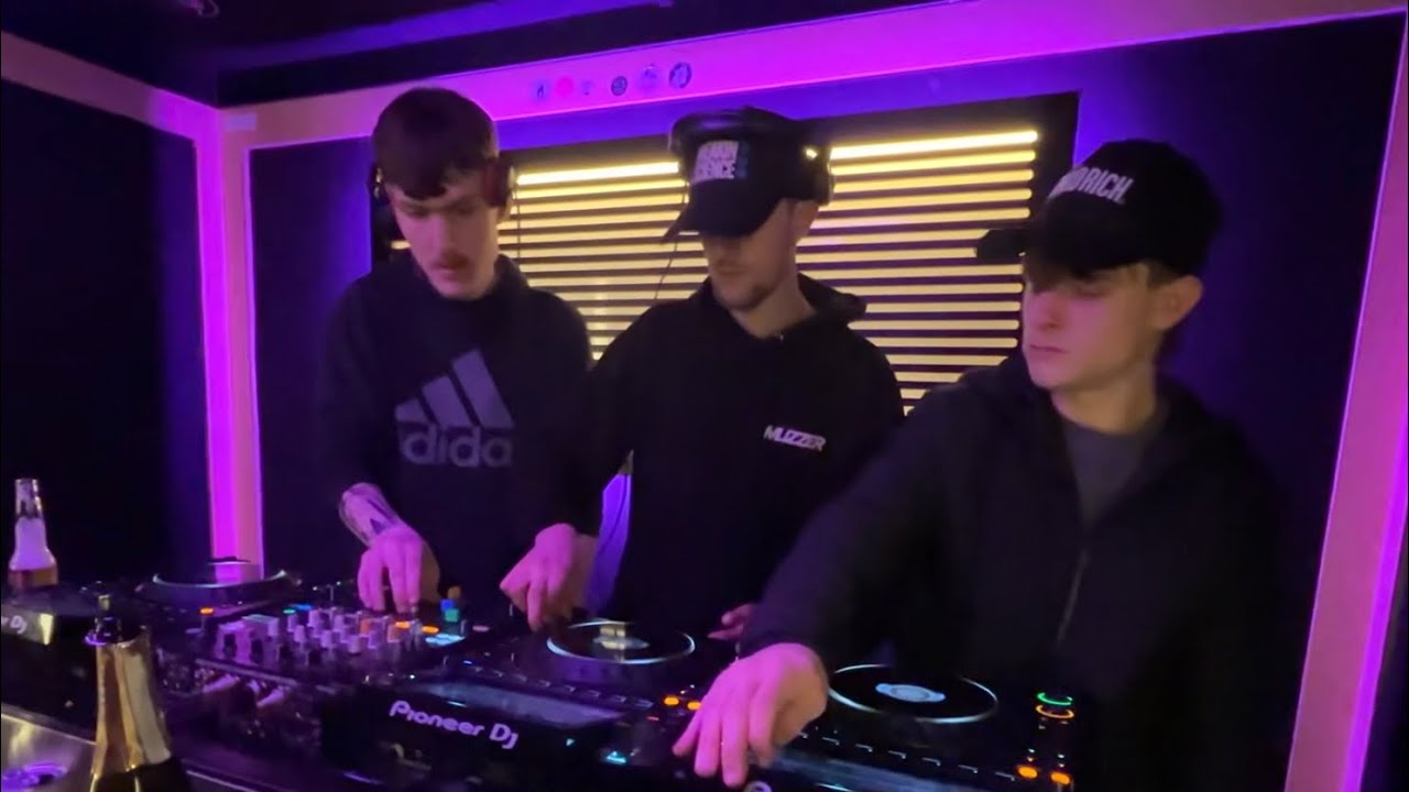 Vlog 47 - I went to a drum & bass set 🔥