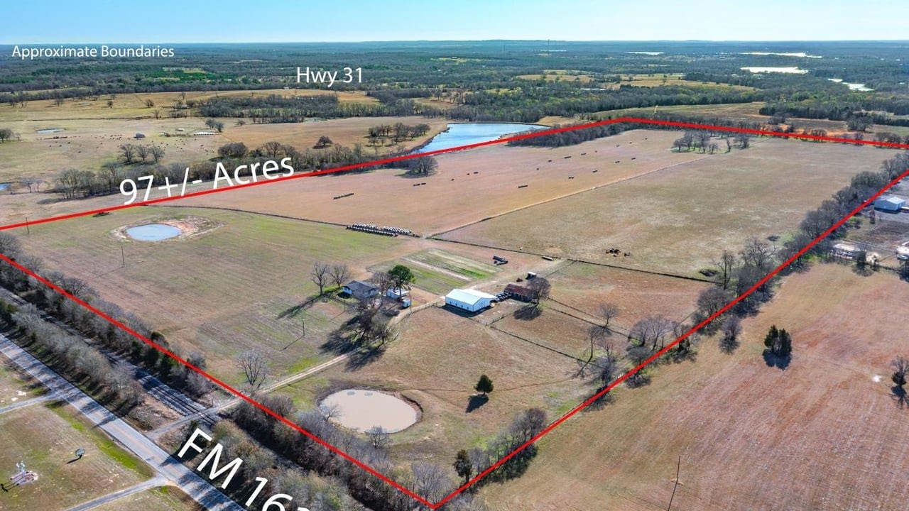 8612 FM1616, Athens, TX