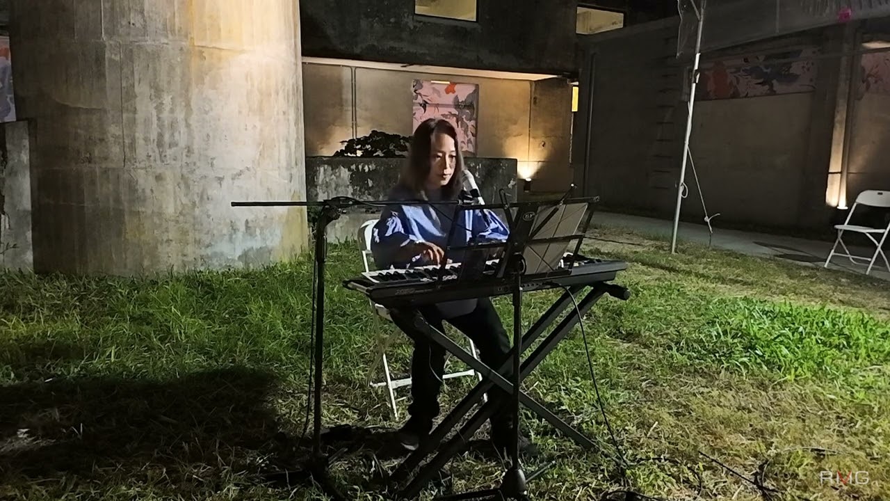 Social Call - Singing Huang