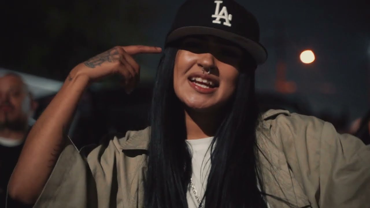 Duende ft. Chicana Rosas // Pistolas // Video Oficial