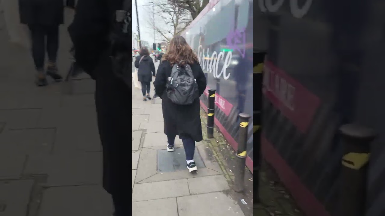 #vlog #walking #short #travel #lifeisbutadream #Kilburn High Road 