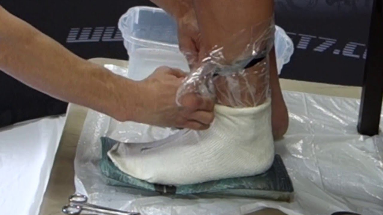 Rocket7 Custom Cycling Shoes Molding Video