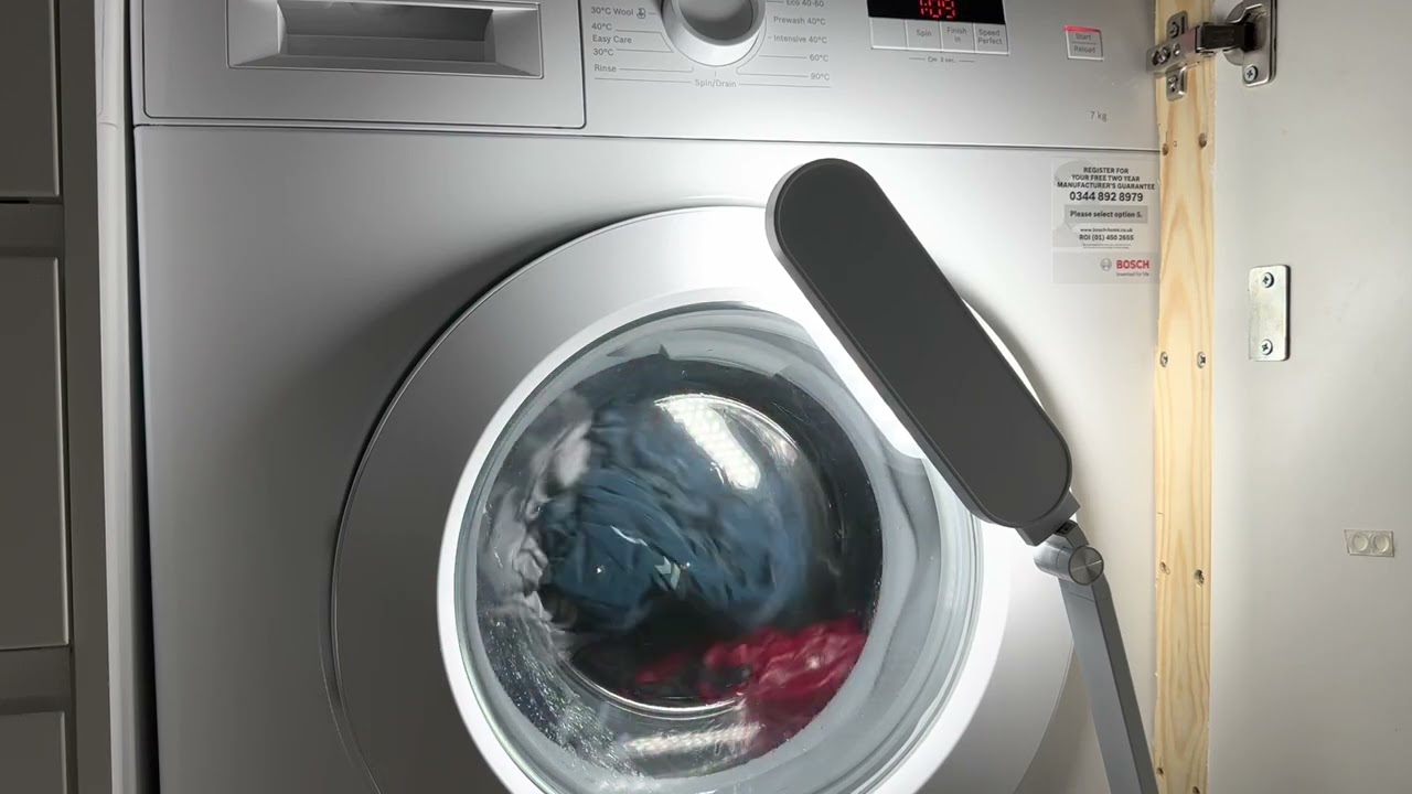 Bosch Serie 2 - Dark Garments 30° Full Cycle
